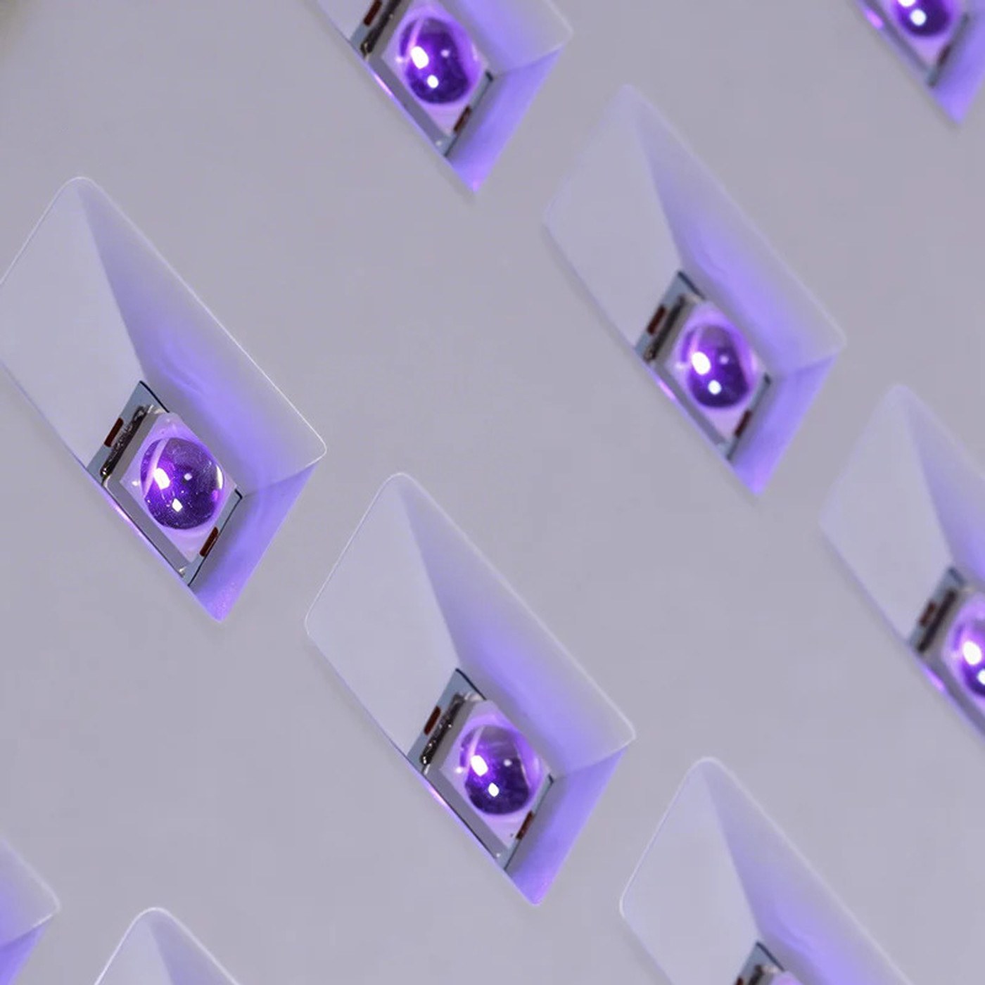 Laloo L8 Dual-Mode Nail Lamp - Image 7